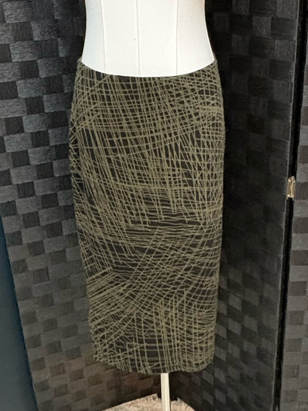 Metaphor Olive Green Black Scribble Abstract Print Pencil Skirt Midi